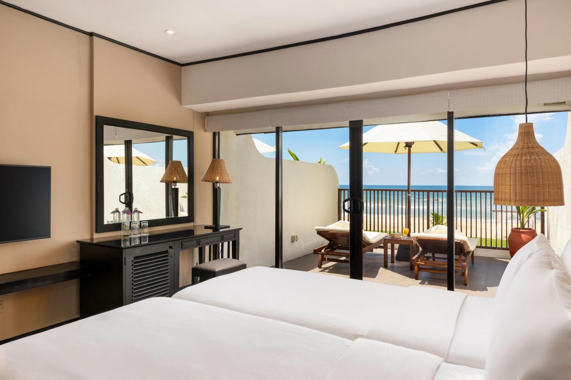 Ekho Surf Hotel Bentota Buitenkant foto