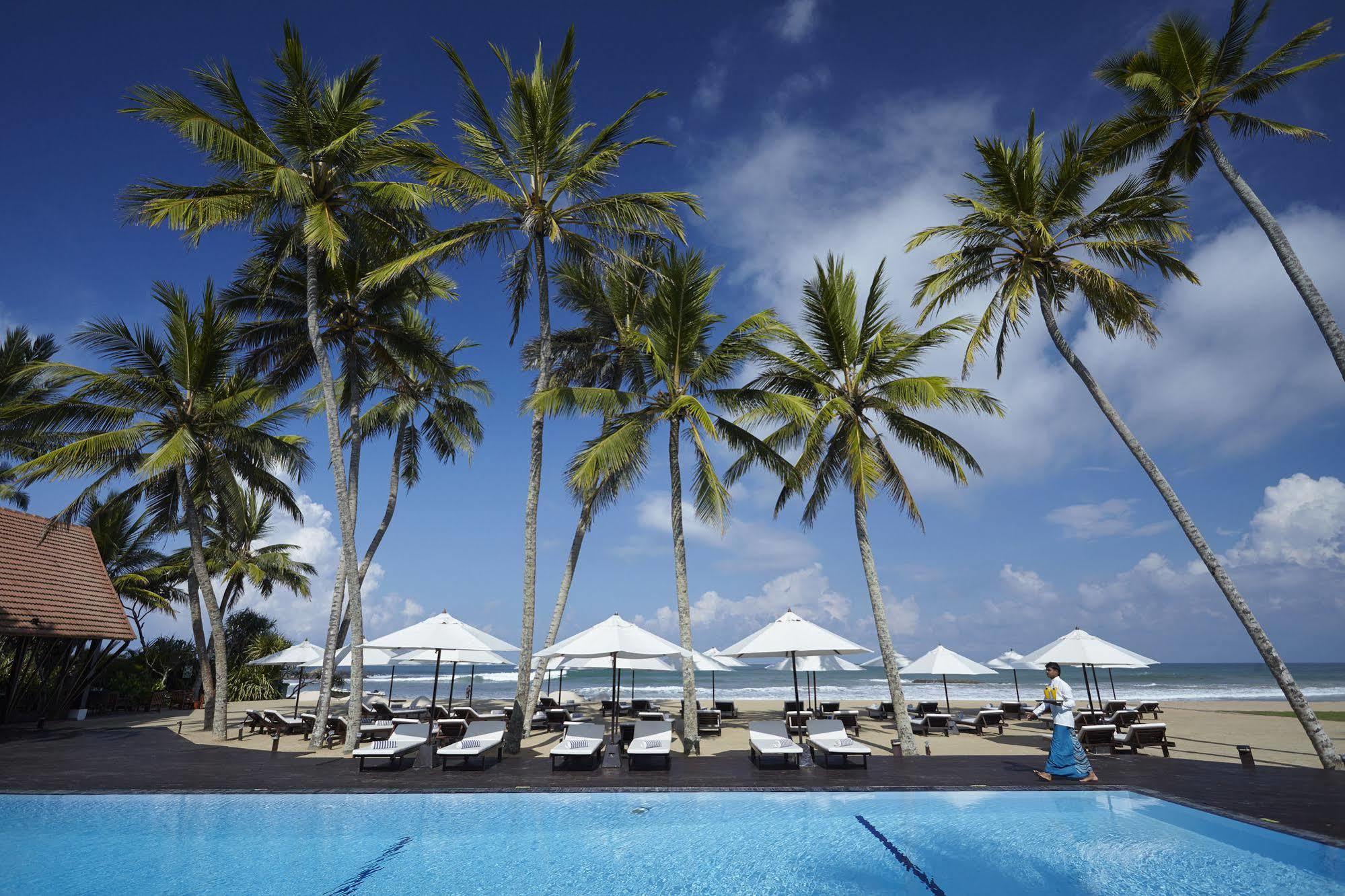 Ekho Surf Hotel Bentota Buitenkant foto
